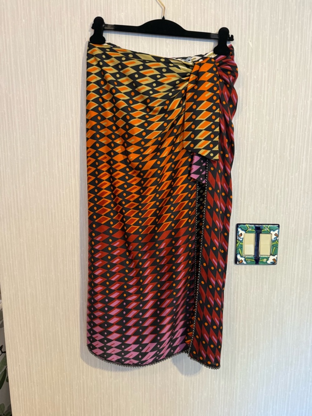 Zara Geometric Faux Wrap Midi Skirt in Warm Red, Orange & Pink - Picture 2 of 7